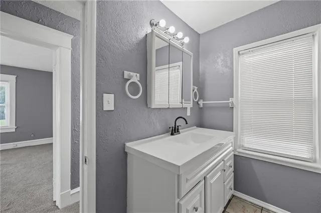 $160,000 | 3427 Agnes Avenue, Kansas City, MO 64128