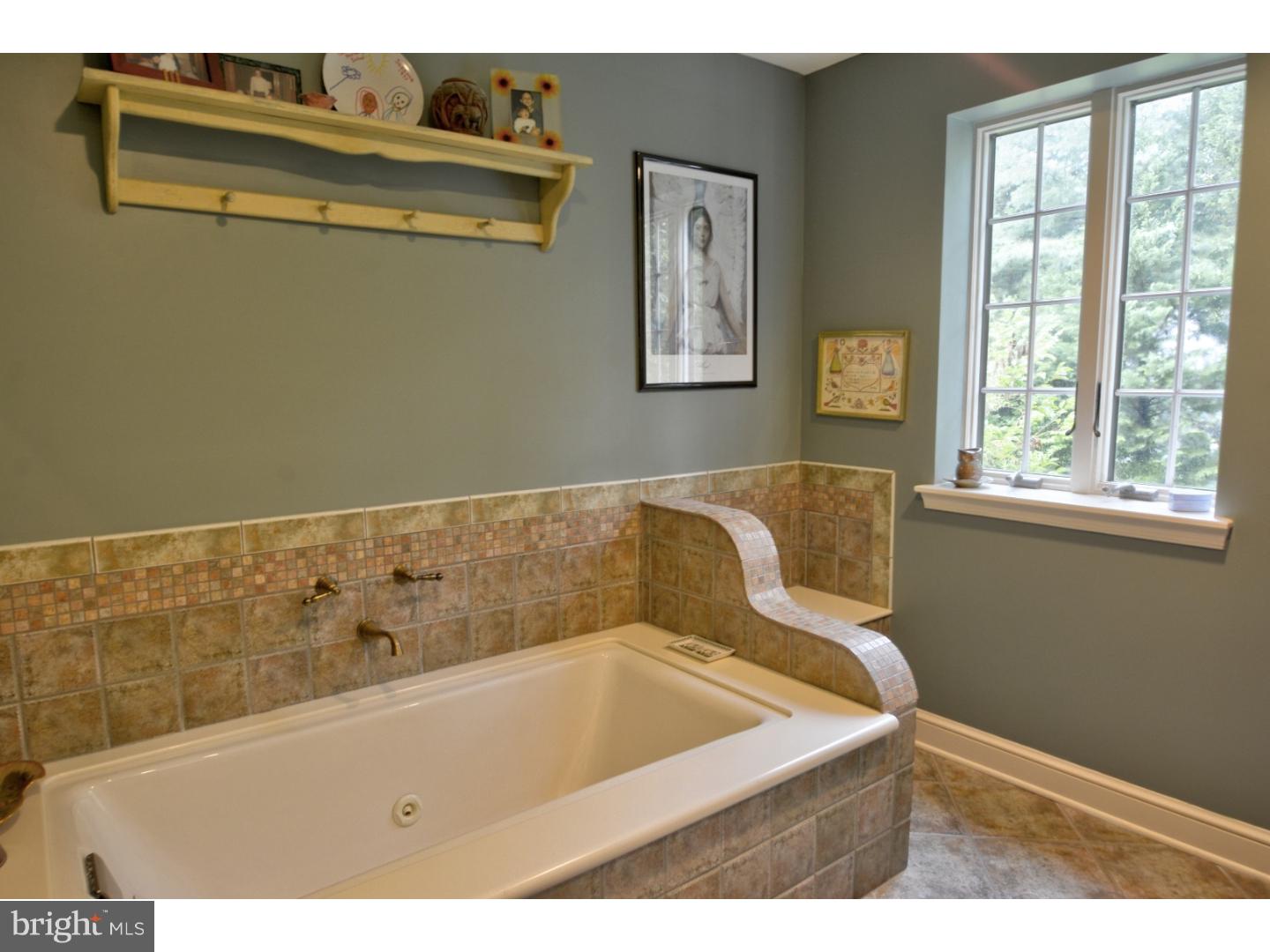 1002 Barley Mill Road Wilmington, DE 19807 - Photo 15 of 25 Master Bathroom