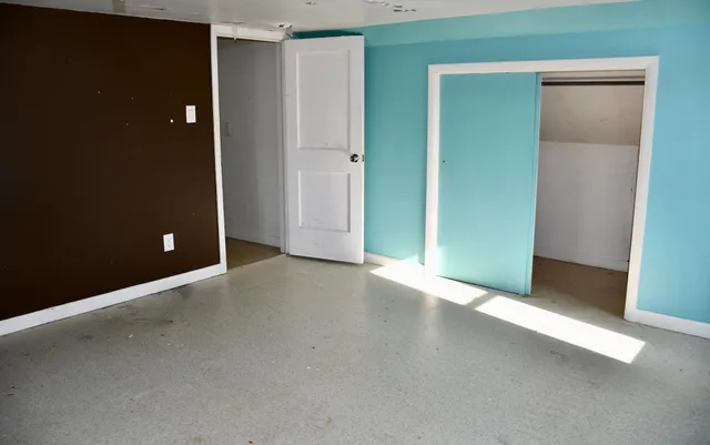 $98,500 | 601 1st Street South, Karlstad, MN 56732