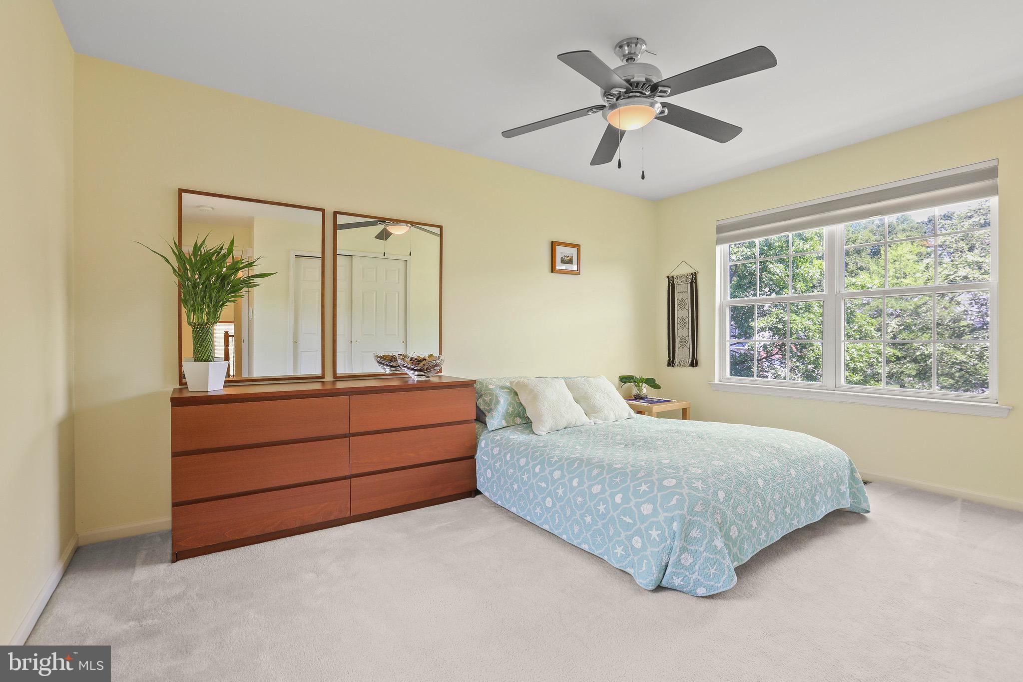 34 Warwick Road Princeton Junction, NJ 08550 - Photo 25 of 33