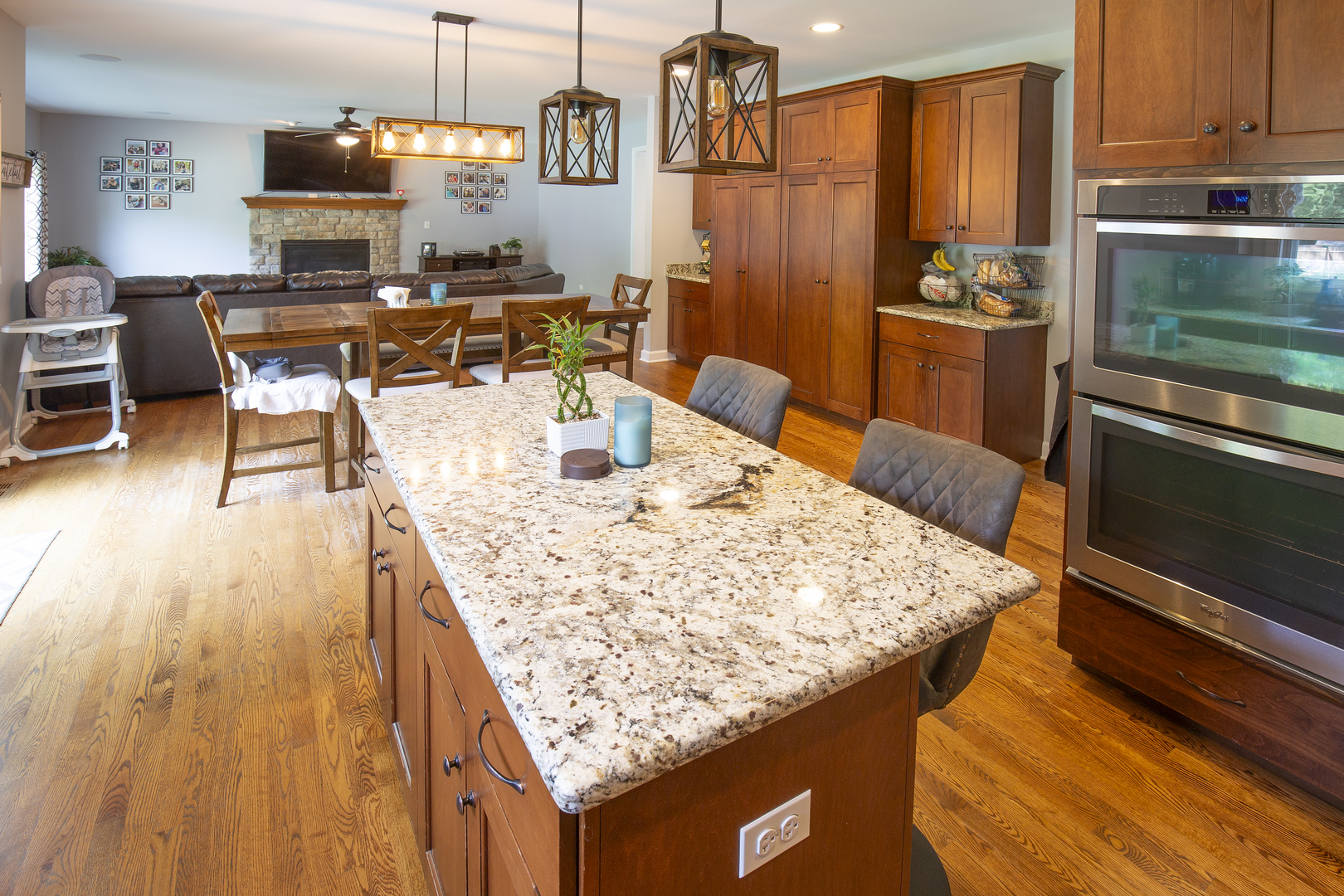 3S241 Williams Road Warrenville, IL 60555 - Photo 8 of 61