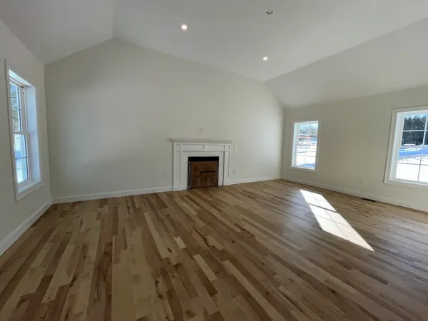 $809,900 | 25 Blaisdell Court, Unit 18, Raymond, NH 03077