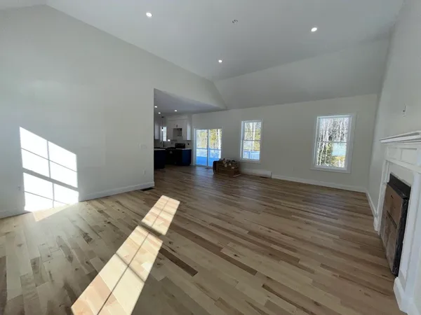 $809,900 | 25 Blaisdell Court, Unit 18, Raymond, NH 03077