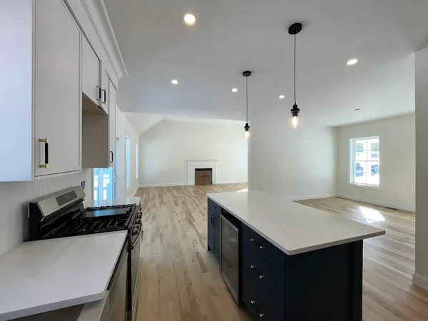 $809,900 | 25 Blaisdell Court, Unit 18, Raymond, NH 03077