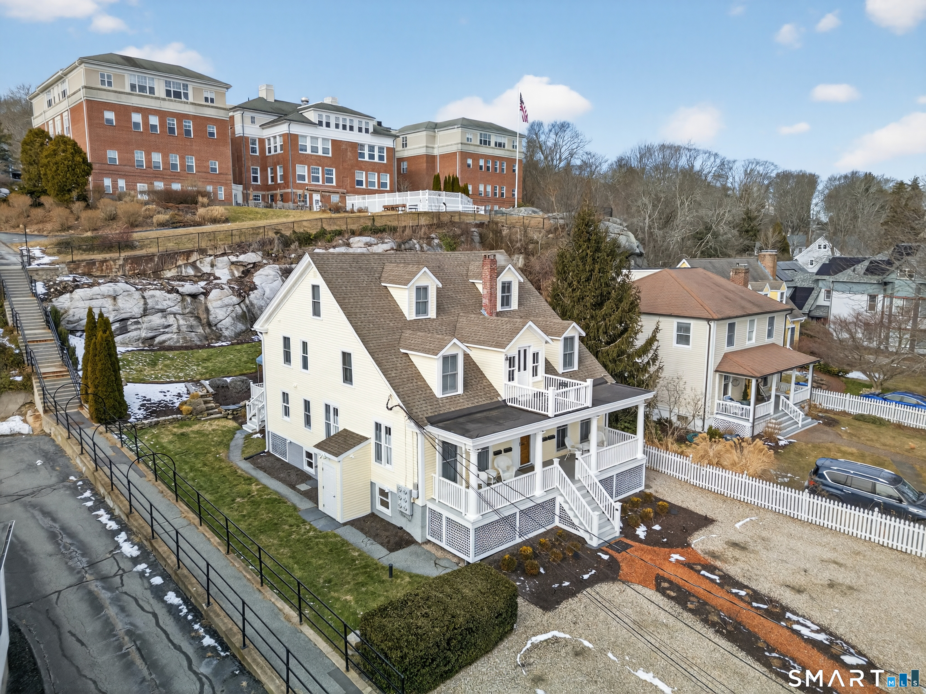 19 Pearl Street, Unit 4 Groton, CT 06340 - Photo 18 of 27 Gallery Image 18