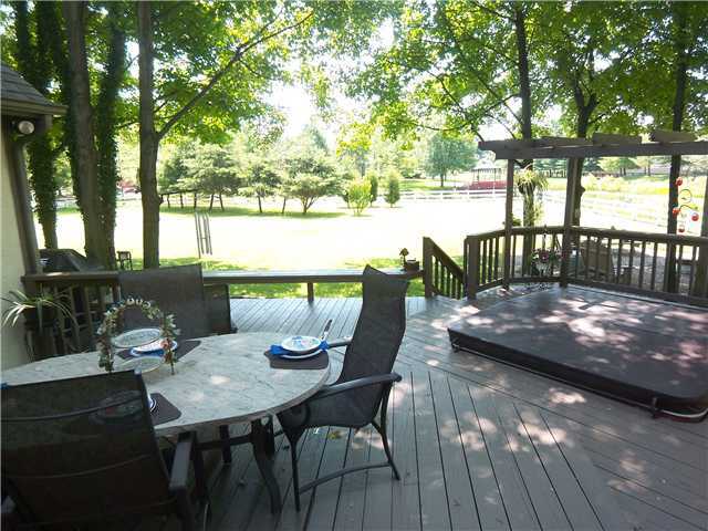 7134 Lee Road Westerville, OH 43081 - Photo 21 of 25 Gallery Image 21