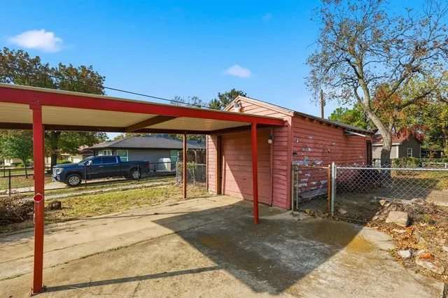 $210,000 | 1204 Hoke Smith Drive, Dallas, TX 75224