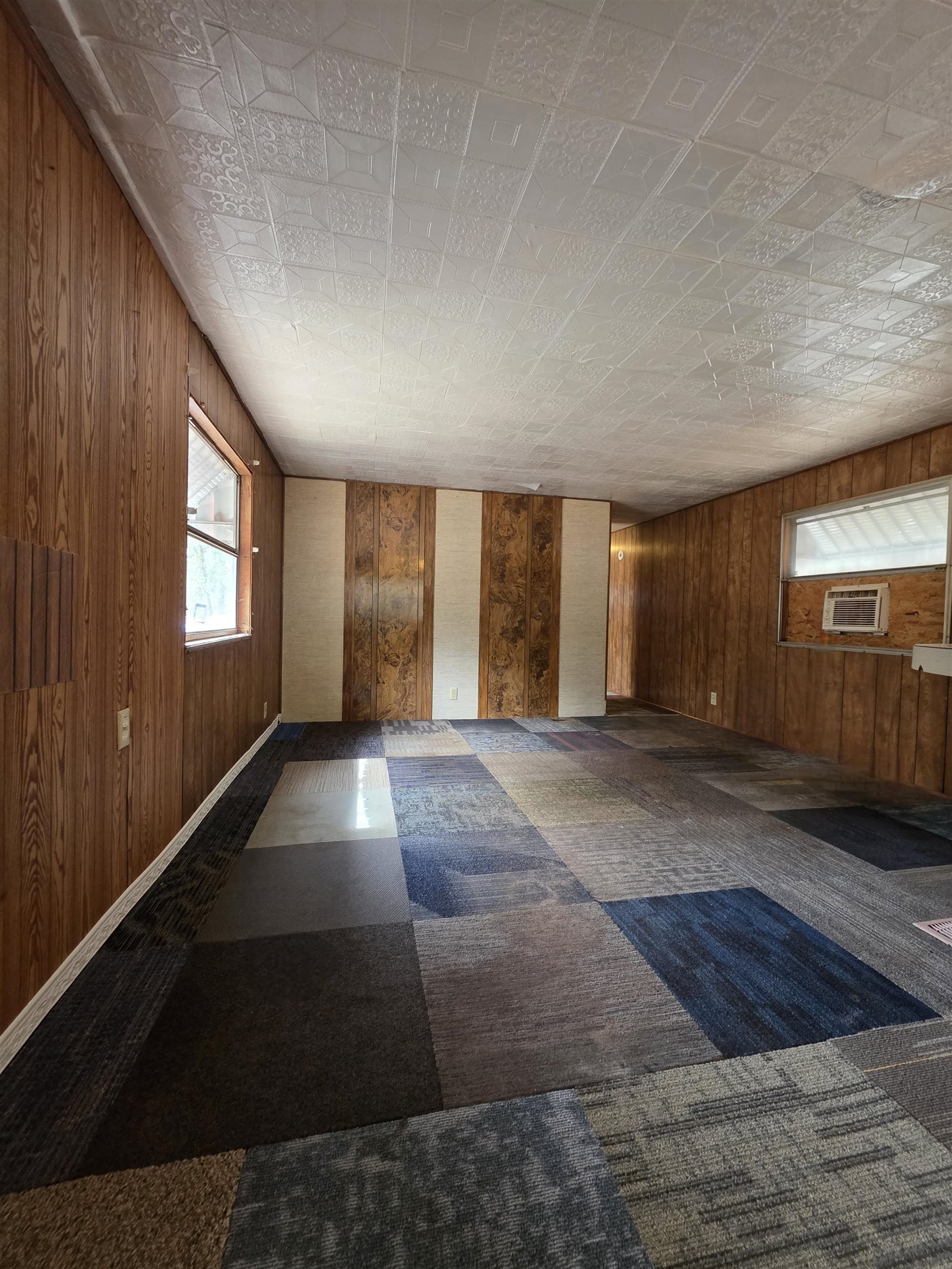 915 Fur Avenue Wisconsin Dells, WI 53965 - Photo 5 of 18