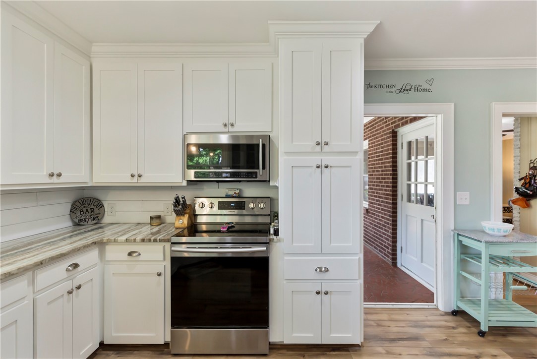 2001 Lindale Road Anderson, SC 29621 - Photo 4 of 42 Kitchen