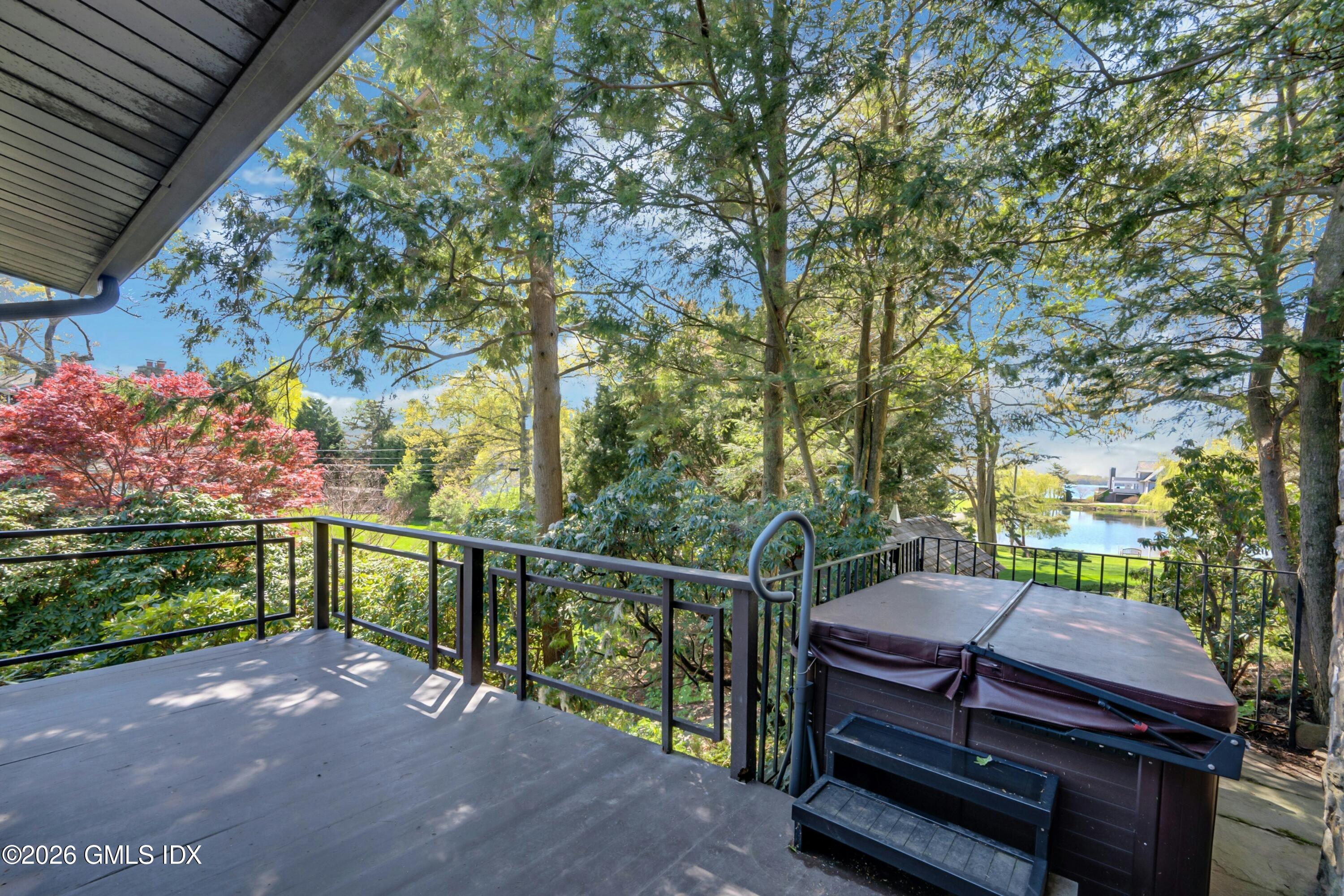 44 Willowmere Avenue Riverside, CT 06878 - Photo 23 of 30 19A