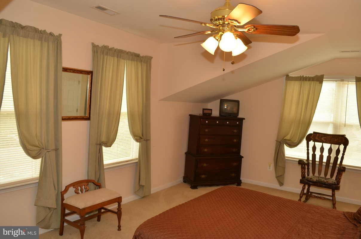 1629 Bishop Road Edgewater, MD 21037 - Photo 12 of 28 Bedroom