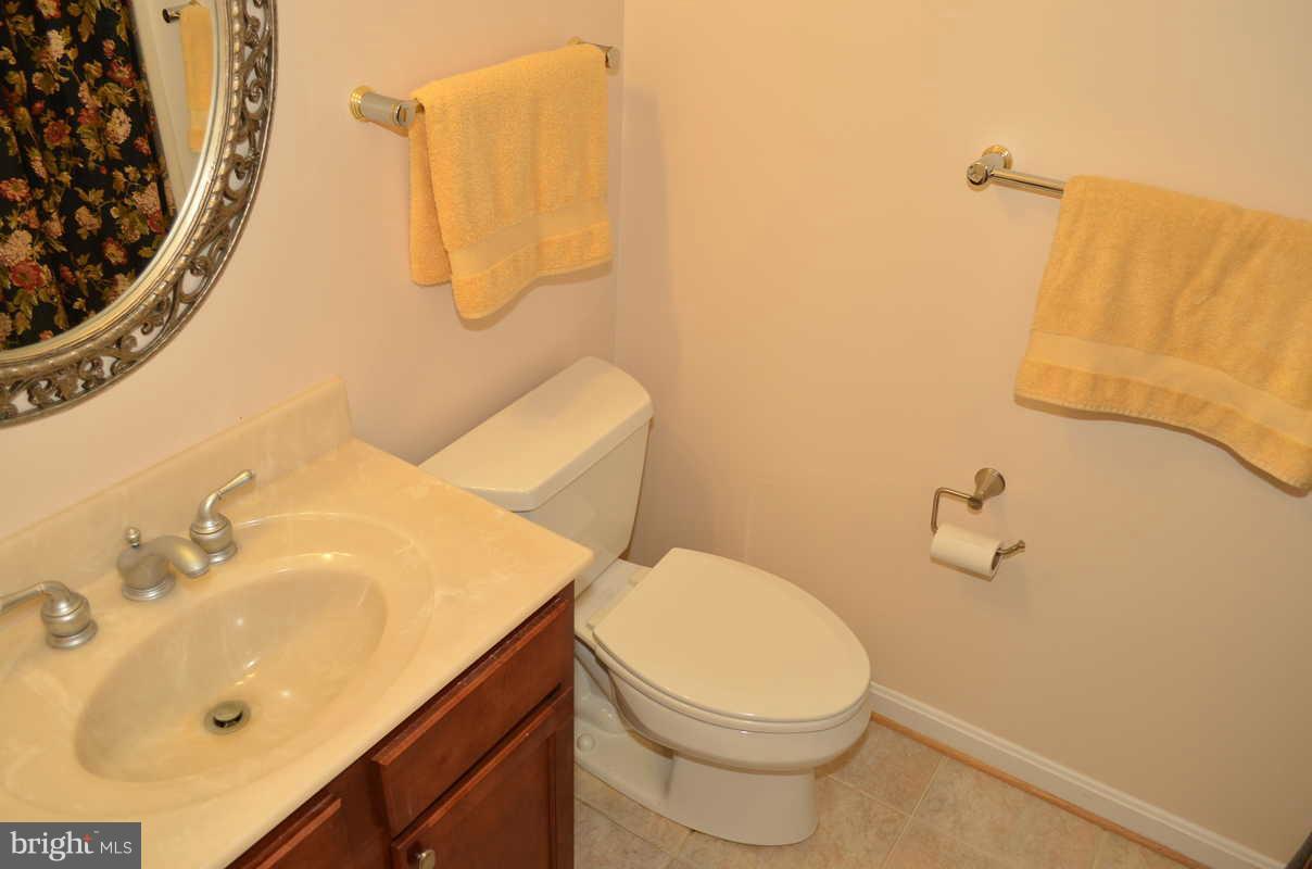 1629 Bishop Road Edgewater, MD 21037 - Photo 20 of 28 Bath