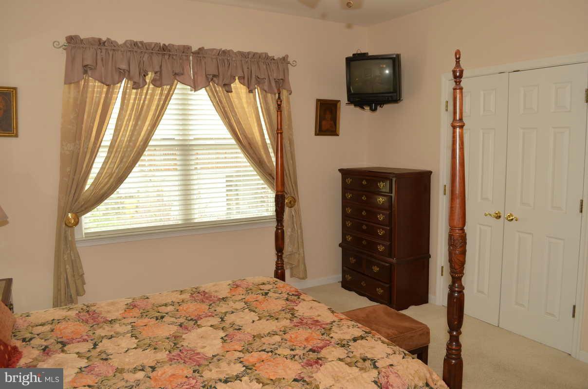 1629 Bishop Road Edgewater, MD 21037 - Photo 25 of 28 Bedroom (Master)