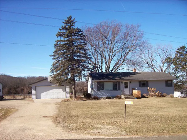 $375,000 | N3019 Smokey Hollow Road, Poynette, WI 53955