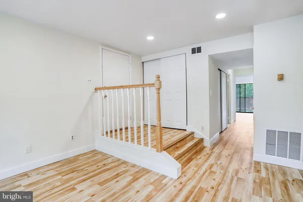 $2,250 | 8067 Pantano Place, Unit 346, Alexandria, VA 22309