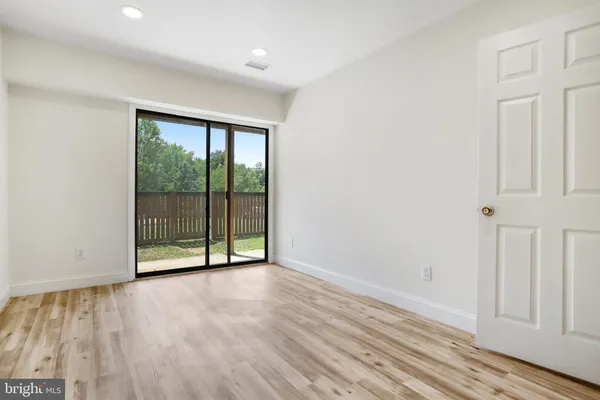 $2,250 | 8067 Pantano Place, Unit 346, Alexandria, VA 22309
