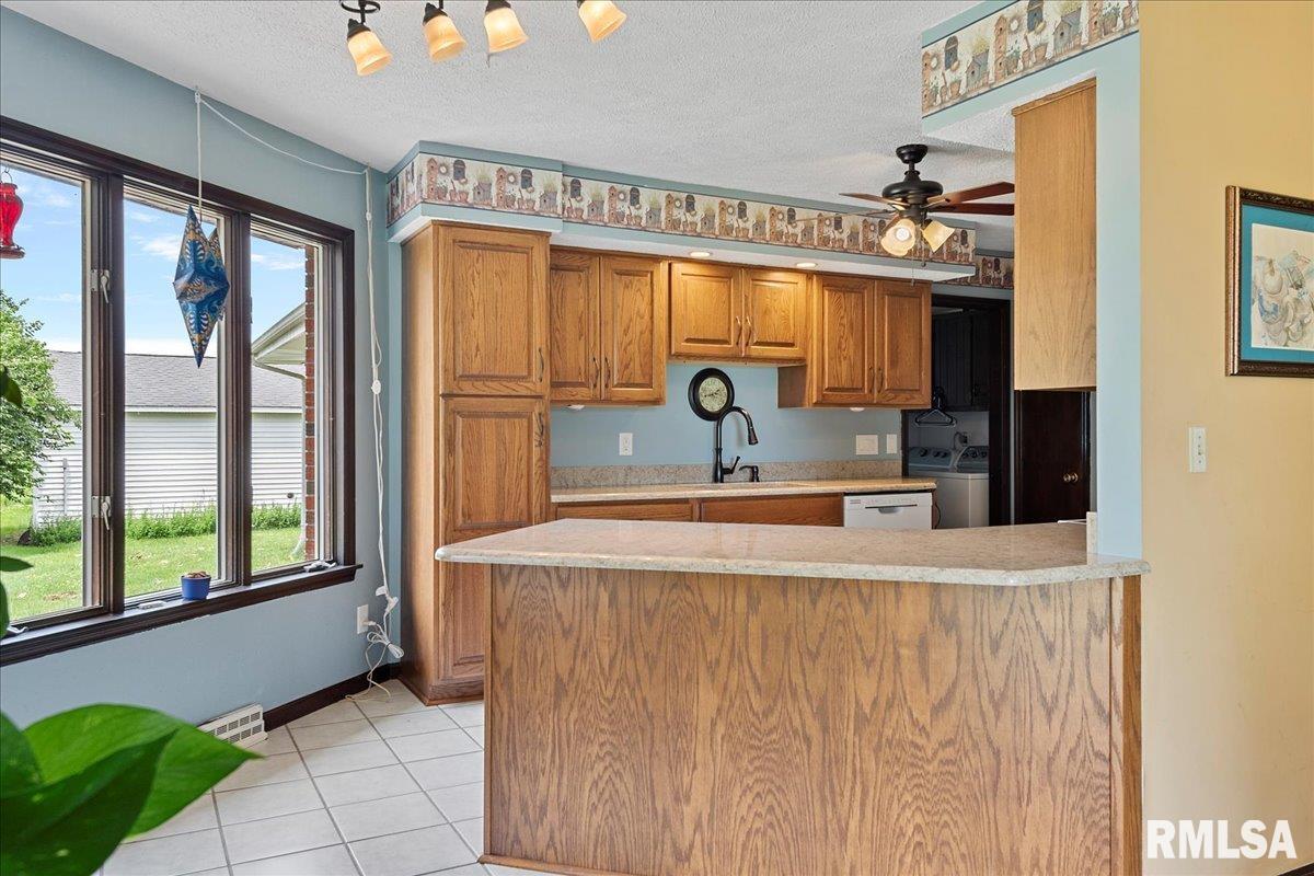 4841 Cockrell Lane Springfield, IL 62711 - Photo 13 of 67