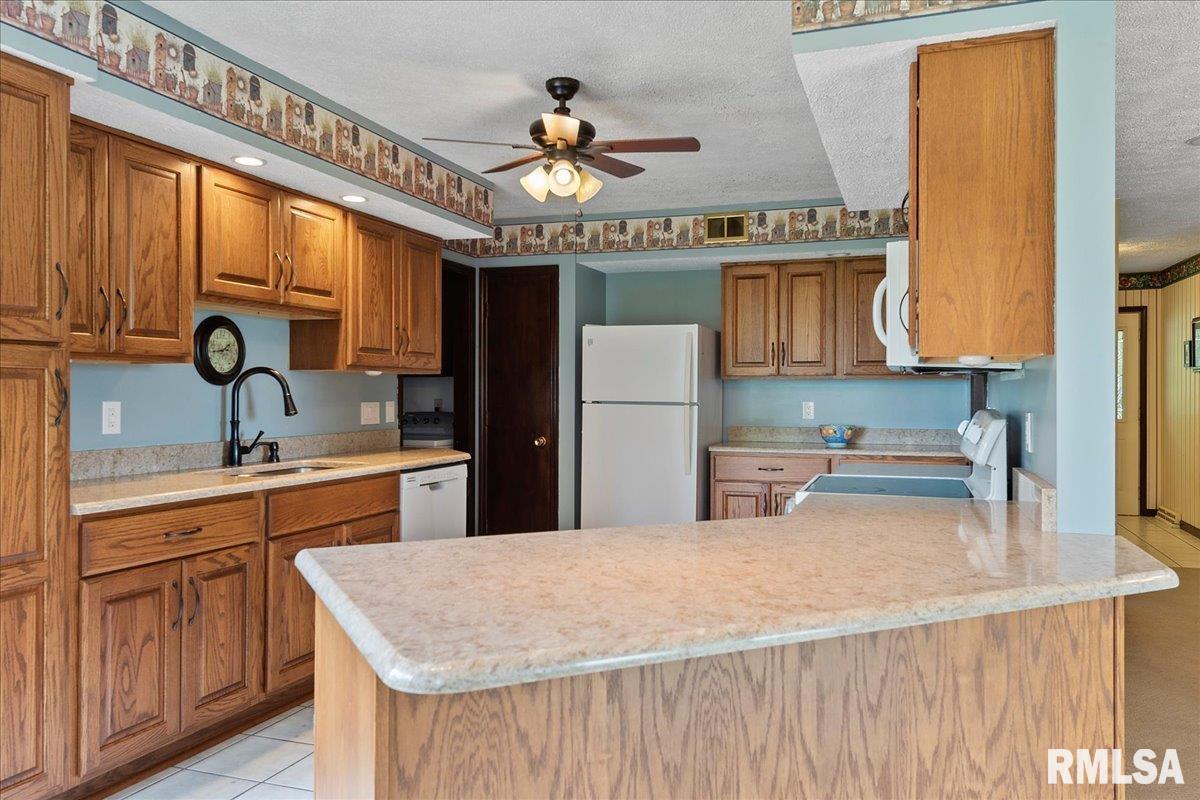 4841 Cockrell Lane Springfield, IL 62711 - Photo 14 of 67