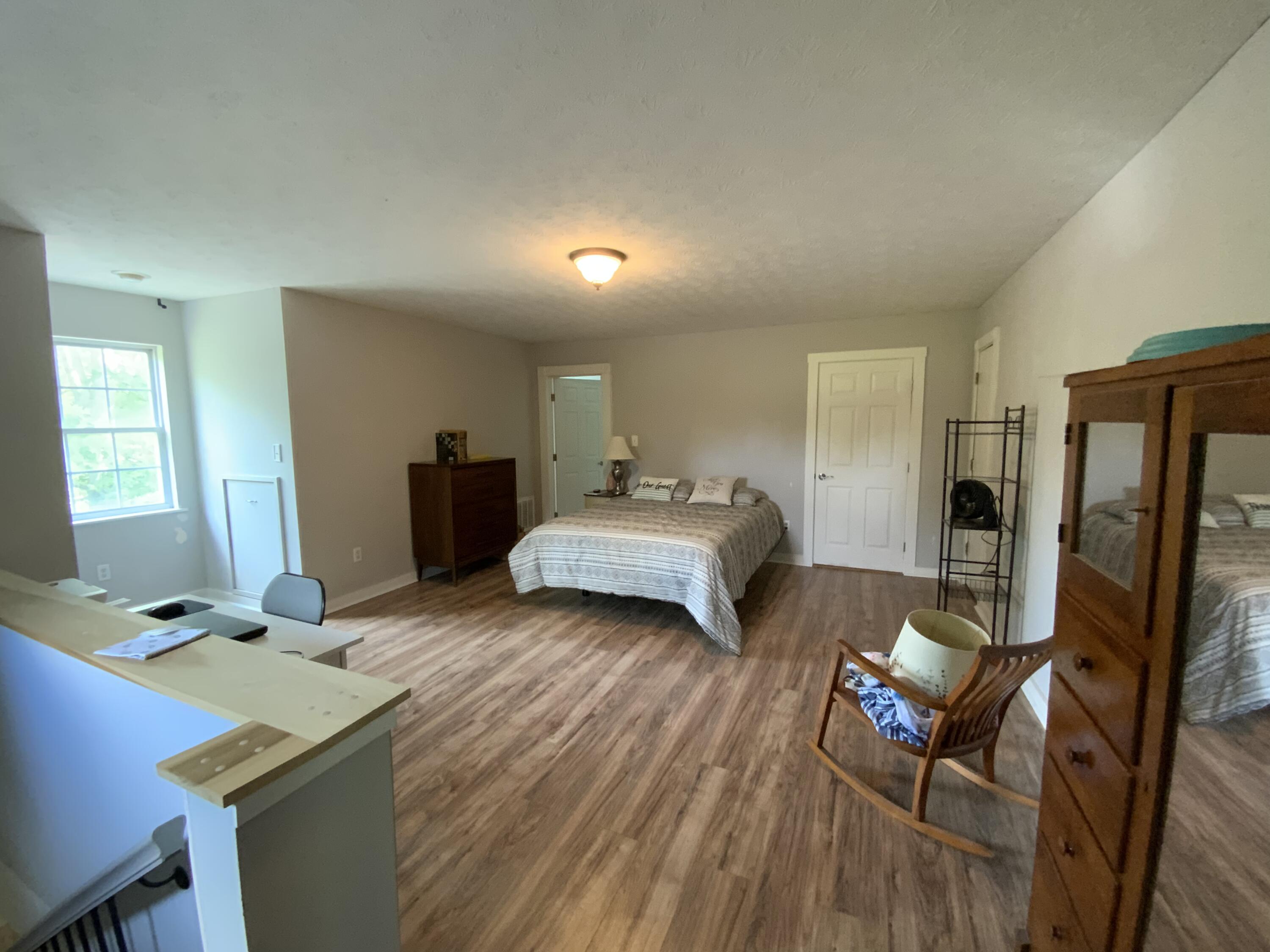 433 Raccoon Valley Road Powell, TN 37849 - Photo 21 of 32 30F61BBB-EF20-474A-8F34-6E17525B454C