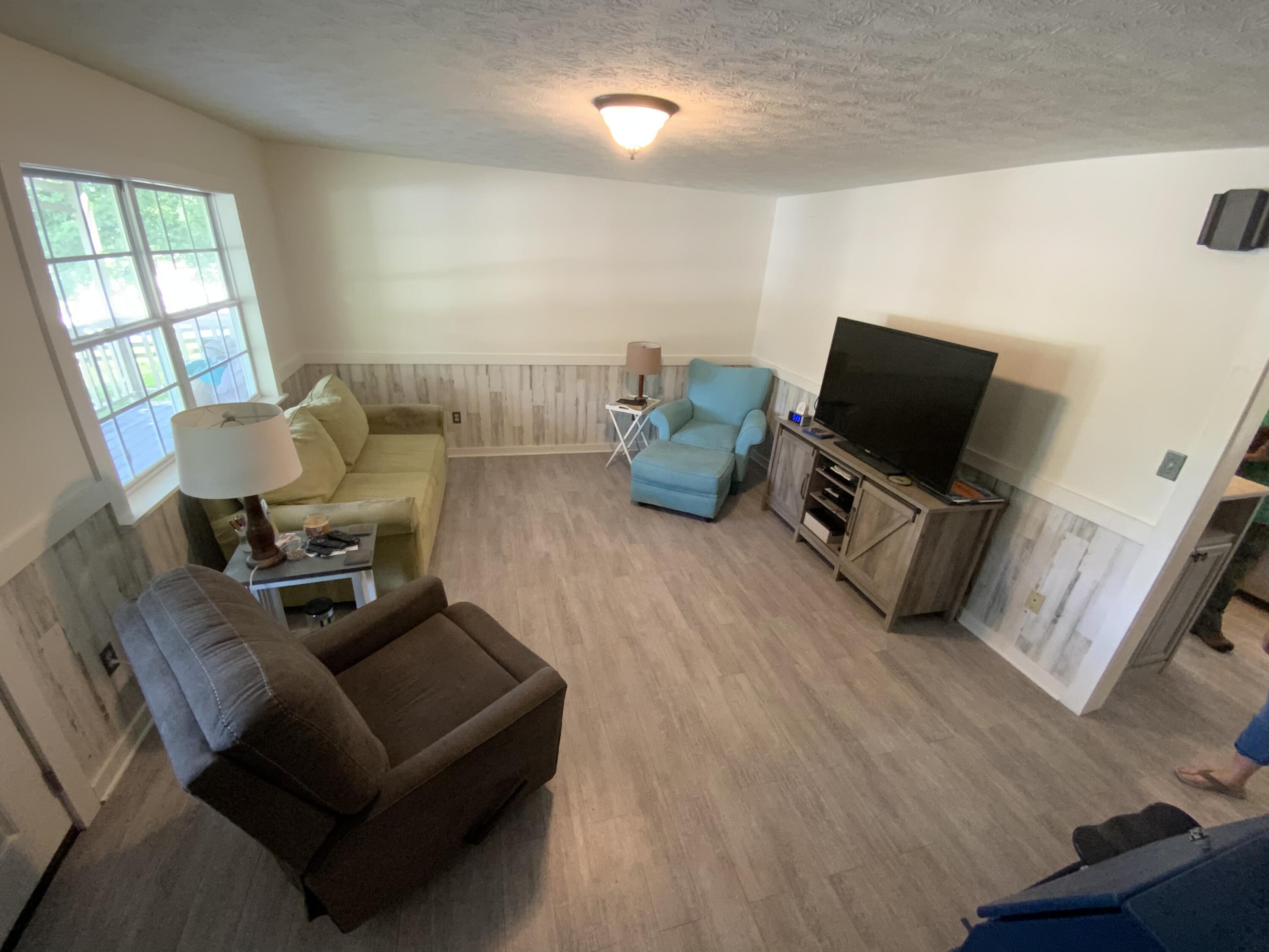 433 Raccoon Valley Road Powell, TN 37849 - Photo 29 of 32 D1E39DF5-823B-4B36-83C6-3E3357D5B66A