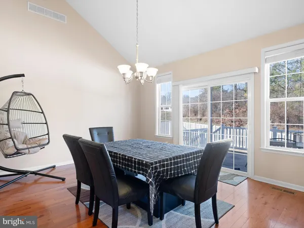 $3,200 | 431 Welsh Hill Road, Newark, DE 19702