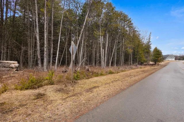 $29,900 | Stoney Creek Lane, Unit 9, Oconto, WI 54153