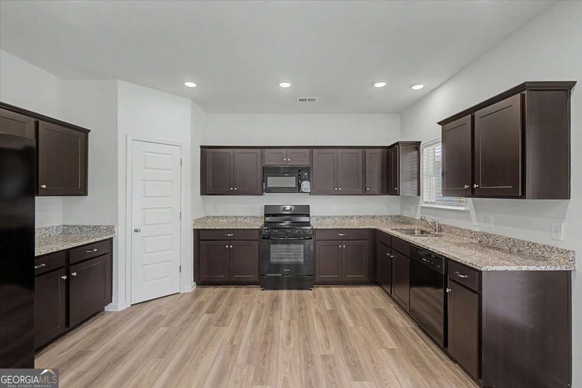 59 Bennett Way Rome, GA 30161 - Photo 12 of 37