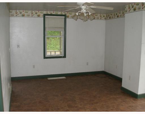 800 Ruffsdale Alverton Ruffs Dale, PA 15679 - Photo 3 of 13 Dining Room.