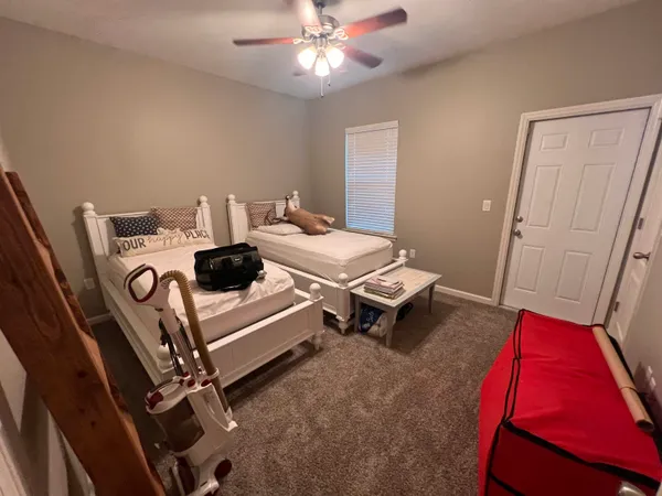 $1,800 | 1927 Ann Arbor Avenue, Tallahassee, FL 32304