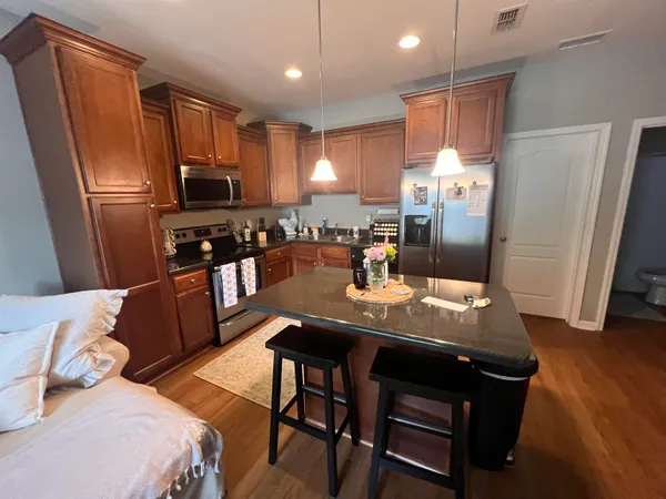 $1,800 | 1927 Ann Arbor Avenue, Tallahassee, FL 32304