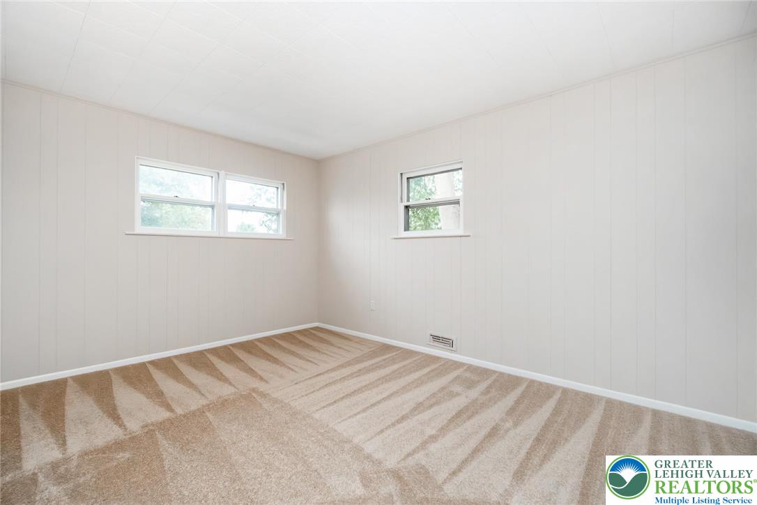 898 Walnut Road Warminster, PA 18974 - Photo 18 of 47 a view of room with window