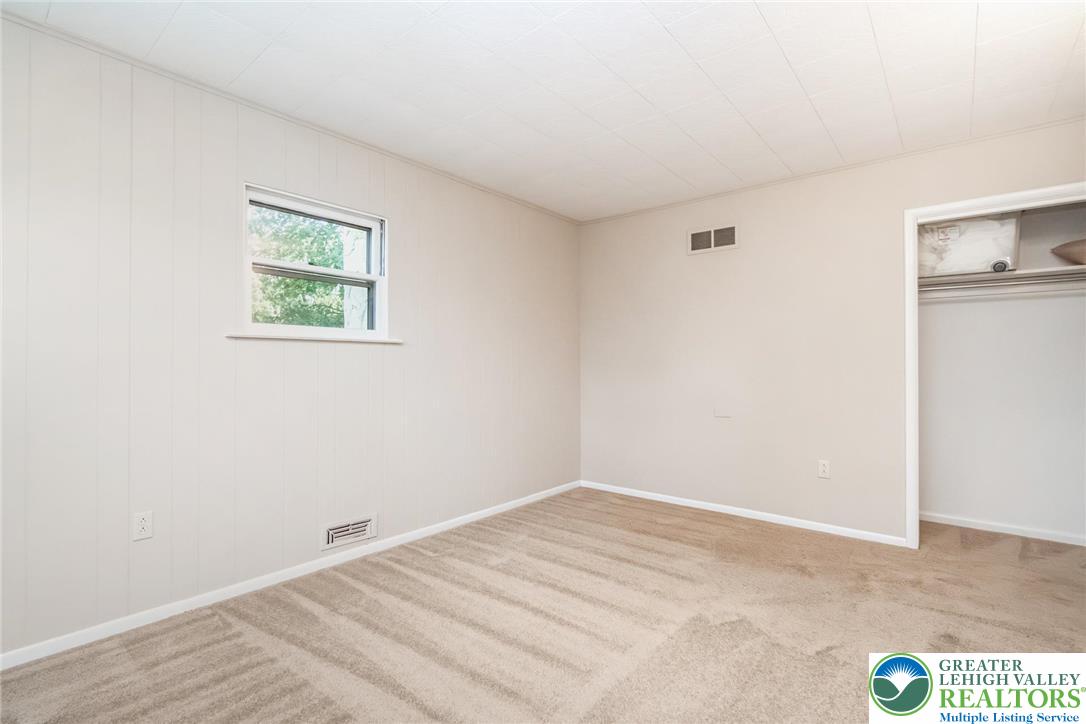 898 Walnut Road Warminster, PA 18974 - Photo 20 of 47 a view of empty room with window