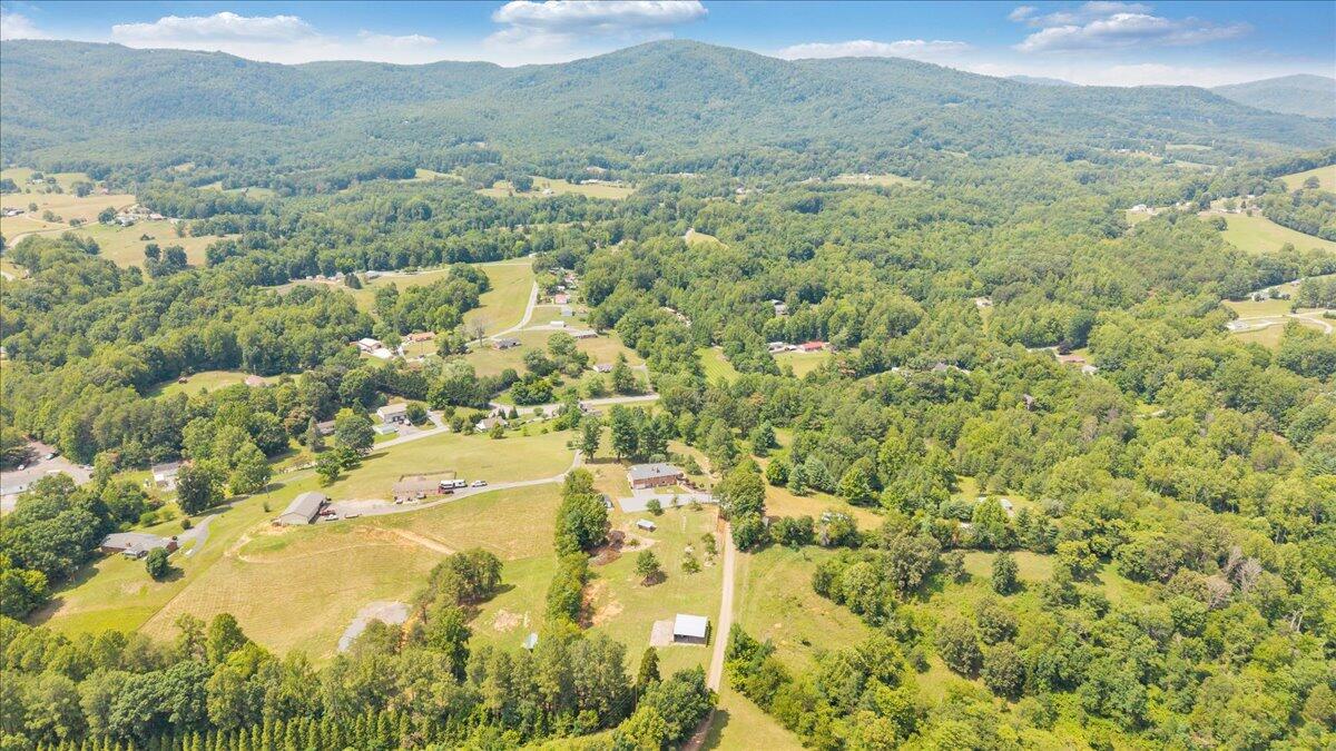 1125 Loyds Store Road Vinton, VA 24179 - Photo 96 of 119 093-DJI_20260706151204_0283_D