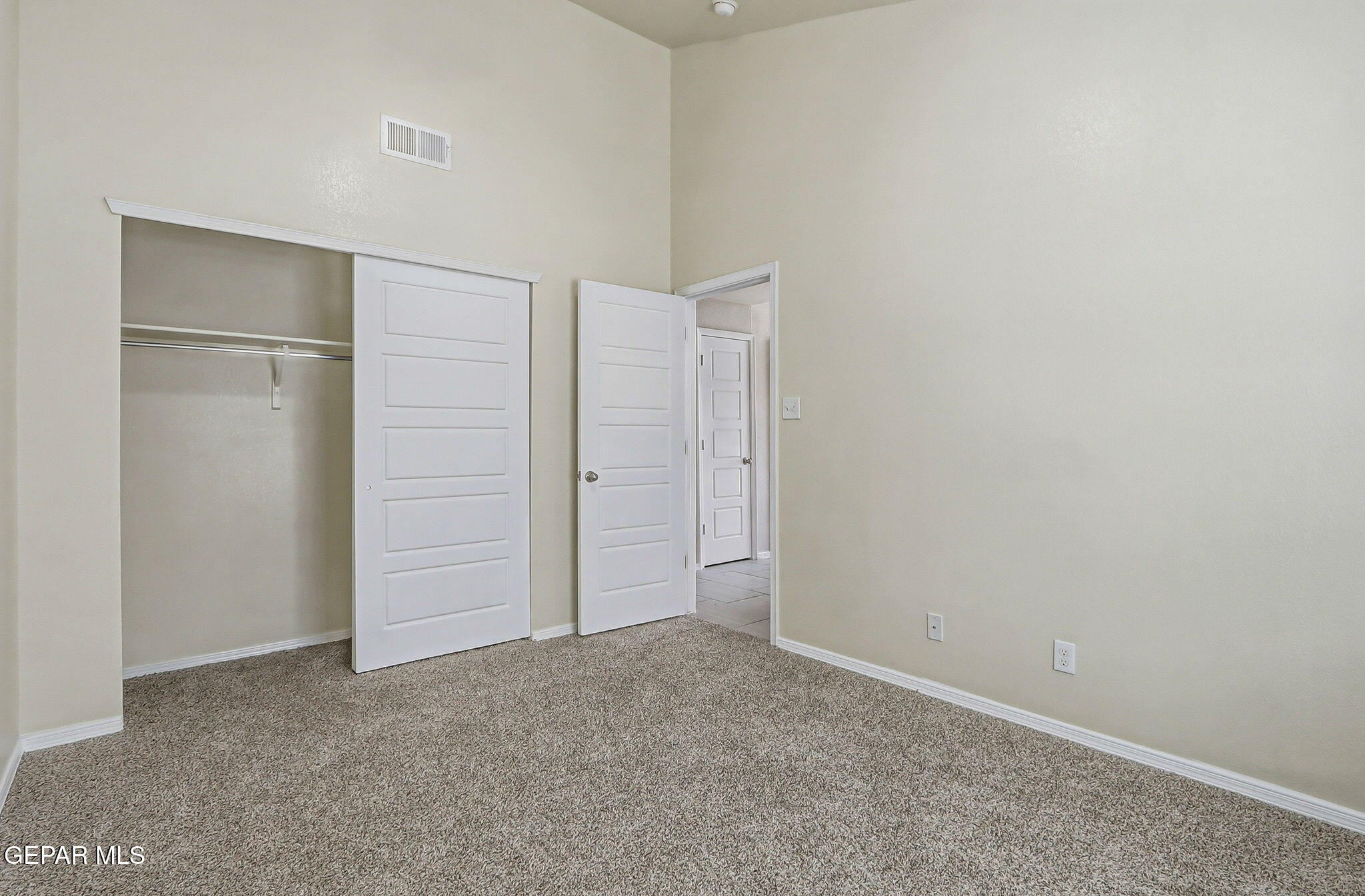4945 George Fernandez El Paso, TX 79938 - Photo 20 of 40 13-web-or-mls-IMG_7487