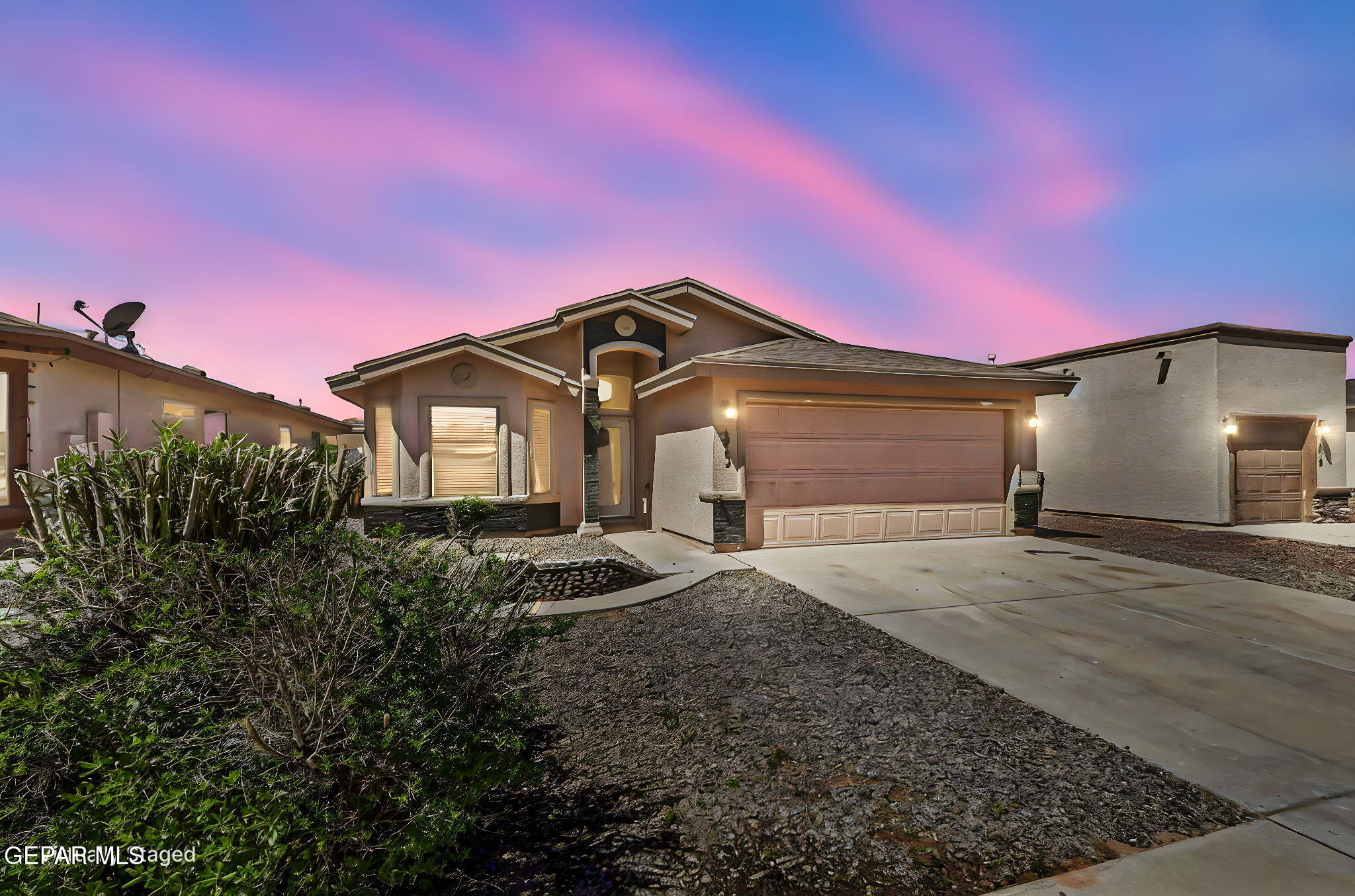 4945 George Fernandez El Paso, TX 79938 - Photo 23 of 40 6-web-or-mls-IMG_7452_au82346 day to dus