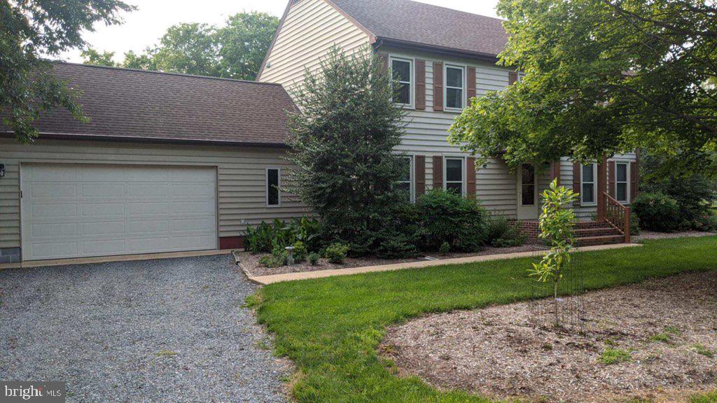 5438 Tates Bank Road Cambridge, MD 21613 - Photo 2 of 3 Large Garage Which Connects to Workshop