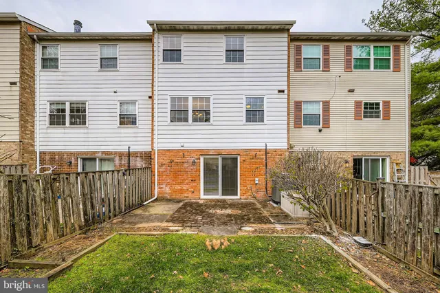 $350,000 | 11 Grand Valley Court, Cockeysville, MD 21030