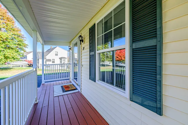 $579,900 | 21 Clearview Drive, Gorham, ME 04038