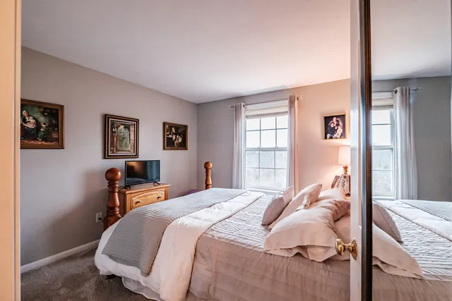 $579,900 | 21 Clearview Drive, Gorham, ME 04038