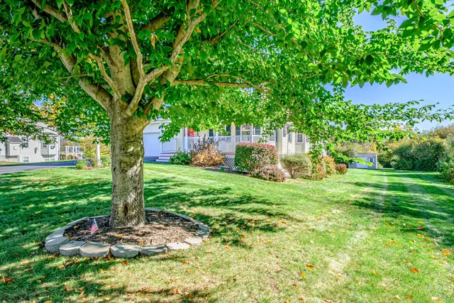 $579,900 | 21 Clearview Drive, Gorham, ME 04038