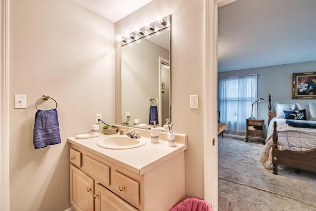 $579,900 | 21 Clearview Drive, Gorham, ME 04038