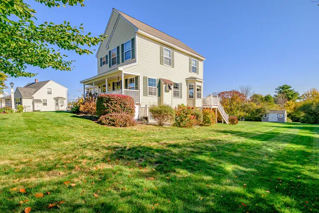 $579,900 | 21 Clearview Drive, Gorham, ME 04038