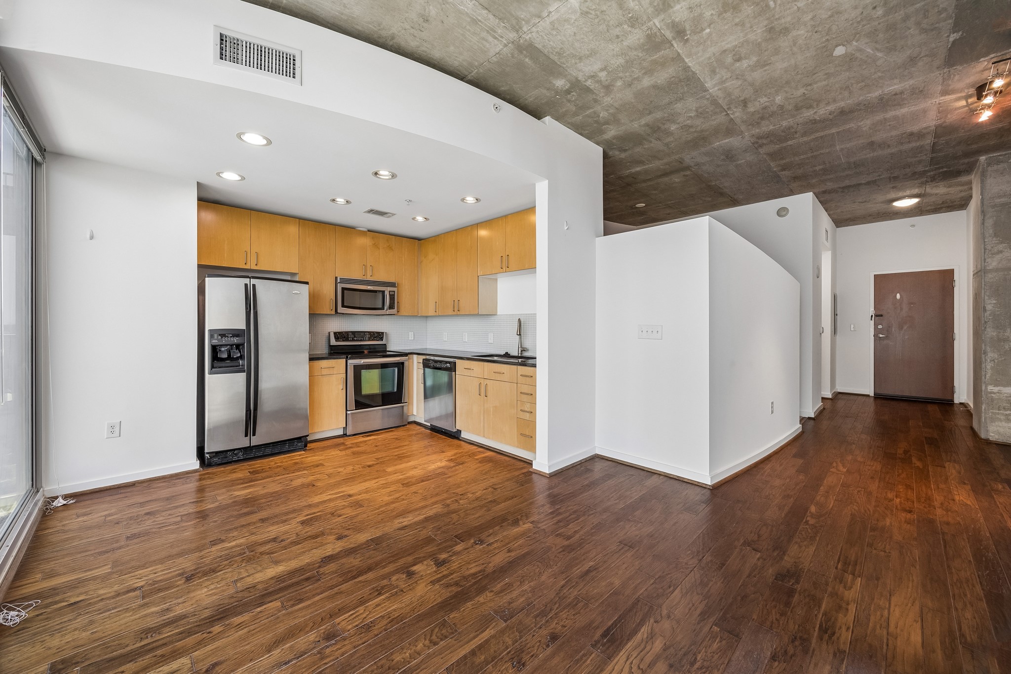 5925 Almeda Road, Unit 11606 Houston, TX 77004 - Photo 3 of 19 Gallery Image 3