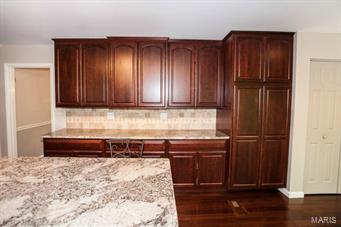 144 Ridgecrest Drive Chesterfield, MO 63017 - Photo 11 of 31 Gallery Image 11