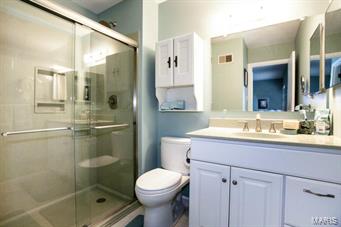 144 Ridgecrest Drive Chesterfield, MO 63017 - Photo 20 of 31 Gallery Image 20