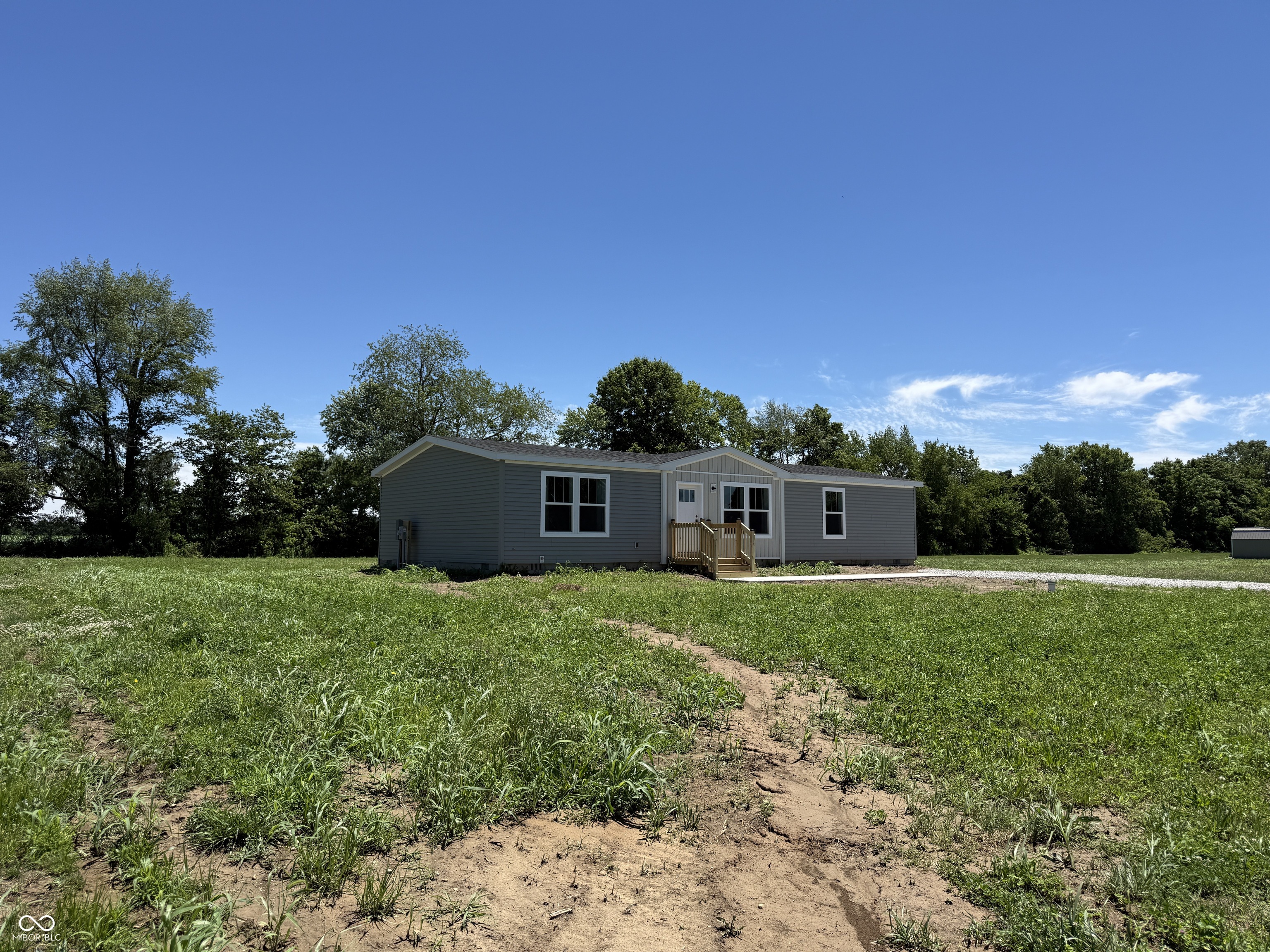 2083 Friendship Drive Paragon, IN 46166 - Photo 2 of 23