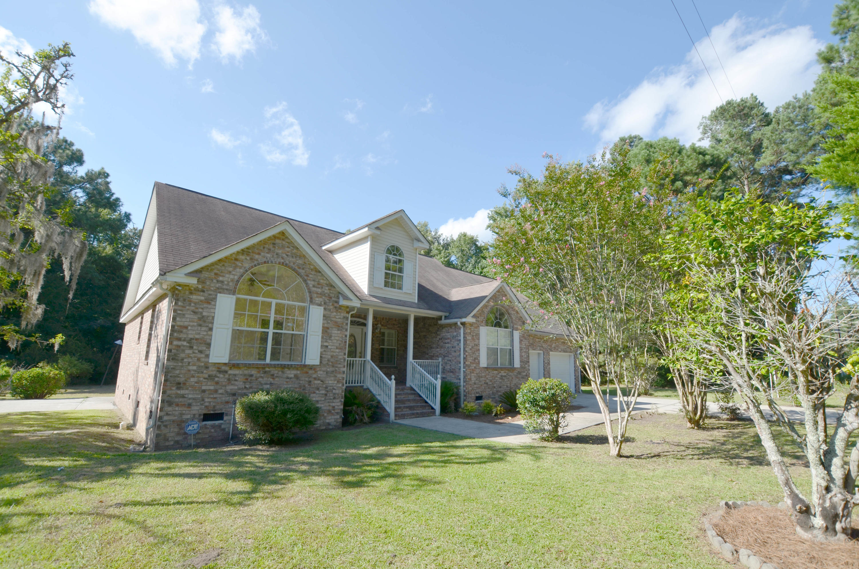 10204 Old Georgetown Road McClellanville, SC 29458 - Photo 1 of 19 1-Front