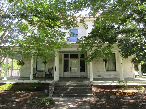 $229,000 | 354 Bennett Street Northwest, Pelham, GA 31779