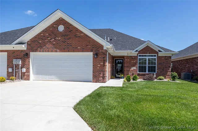 $372,000 | 631 Kingsbury Court, Clarksville, IN 47129
