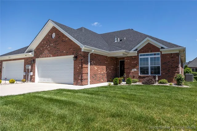 $372,000 | 631 Kingsbury Court, Clarksville, IN 47129